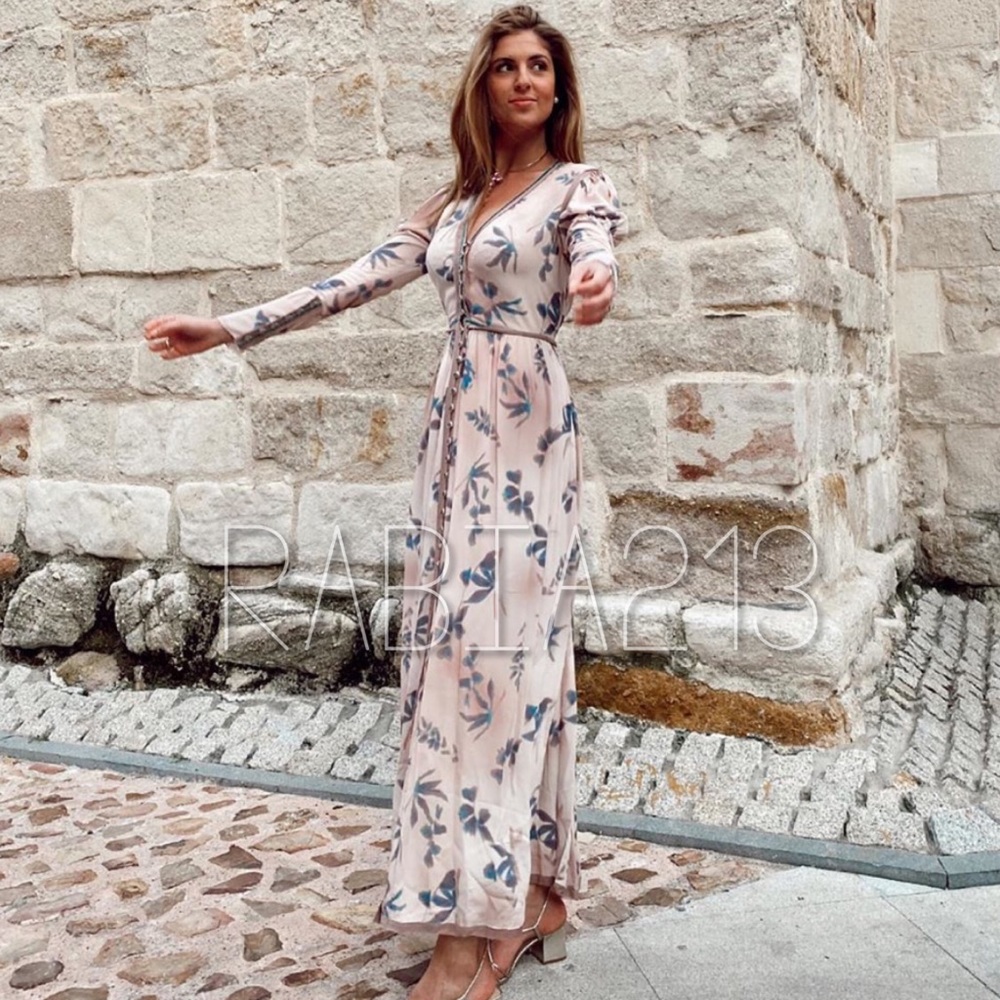 ZARA LIMITED EDITION PRINTED DRESS - Picture 2 of 12